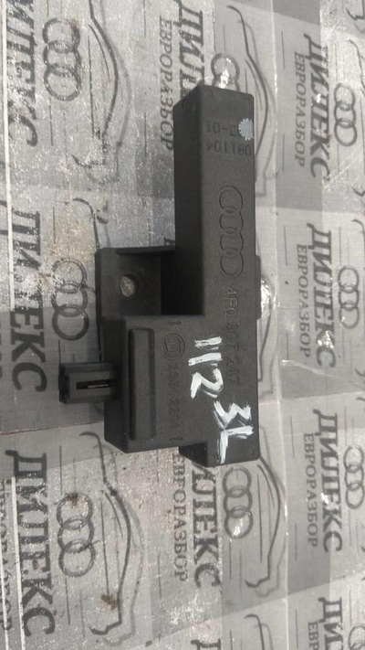 4F0907247A антенна Audi A6 (C6 4F) 2004-2011 2009