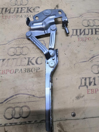 3c0823301e петля капота VW Passat (B6) 2005-2010