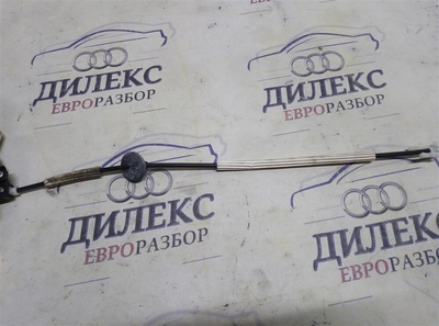 7L6839085 трос открывания двери VW Touareg 2002-2010 2005