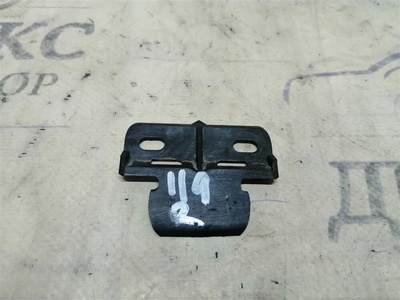 3C8853587 кронштейн (сопут. товар) VW Passat CC 2008-2017 2008