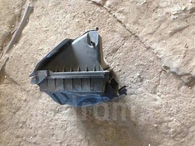 06b133837aj корпус воздушного фильтра Audi A4 (B7) 2004-2009