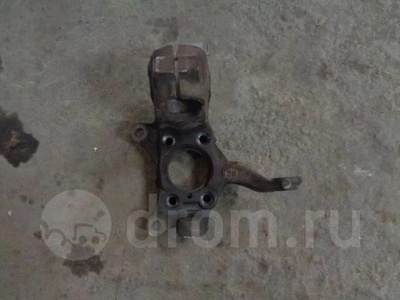 1K0407256AA кулак поворотный VW Golf V Variant 2003-2009
