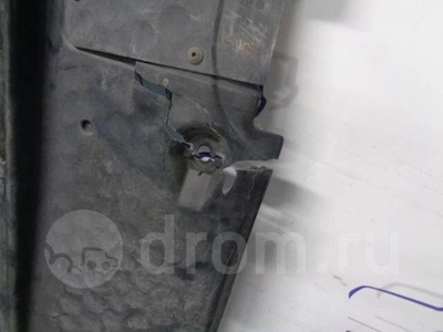 1K0825211E защита днища VW Golf V Plus 2005-2014 2006