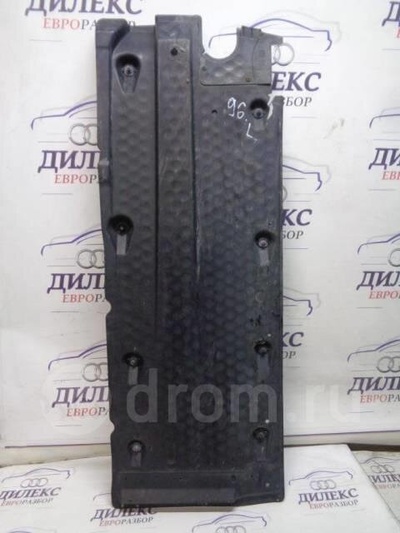 1K0825211E защита днища VW Golf V Plus 2005-2014 2005