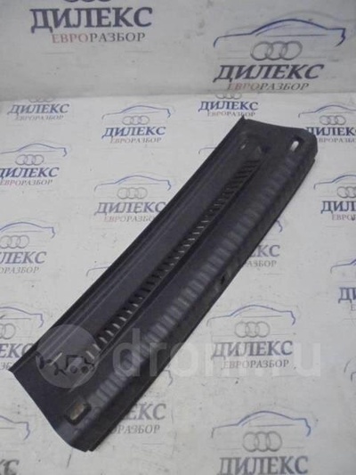 5n0863459 накладка на заднюю панель VW Tiguan 2007-2011 2009