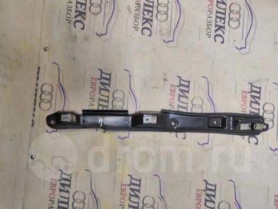 4e4809585 кронштейн Audi A8 [D3 4E] 2004-2010 2008