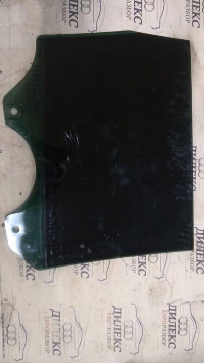 7l6845205e стекло двери VW Touareg 2002-2010 2009