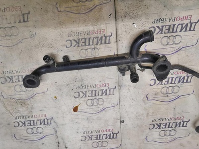 077121071BP трубка системы охлаждения VW Touareg 2002-2010