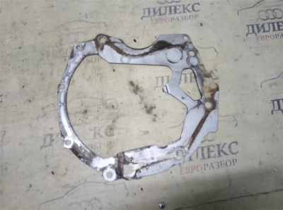 038103647AB пластина промежуточная Audi A4 (B8) 2007-2015 2009/12