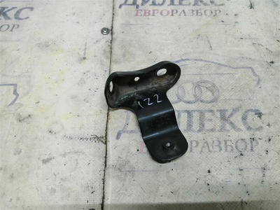 1K0199588 кронштейн двигателя VW Passat (B6) 2005-2010 26.04.2006