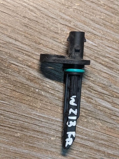 A2139050601 датчик ABS передний Mercedes-Benz E-Класс W213/S213/C238/A238 2016 ,2139050601
