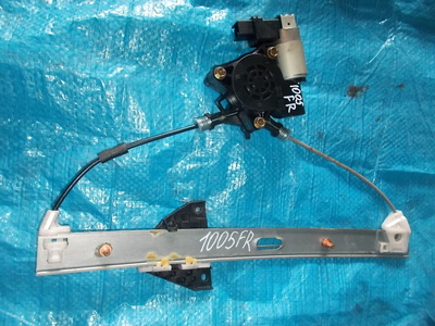 F15158590B стеклоподъемник MAZDA RX8 SE3P