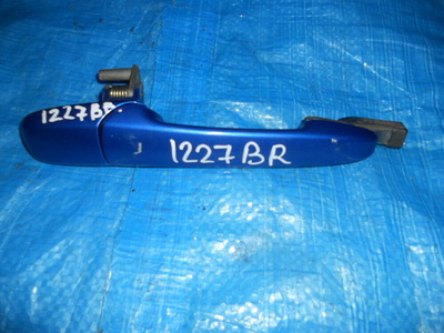 D35072410D ручка двери MAZDA DEMIO DY5W