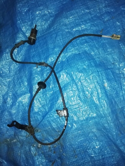 LC704372YC датчик abs MAZDA MPV LW5W
