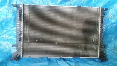 8K0121251T радиатор охлаждения двигателя AUDI A4 8K2