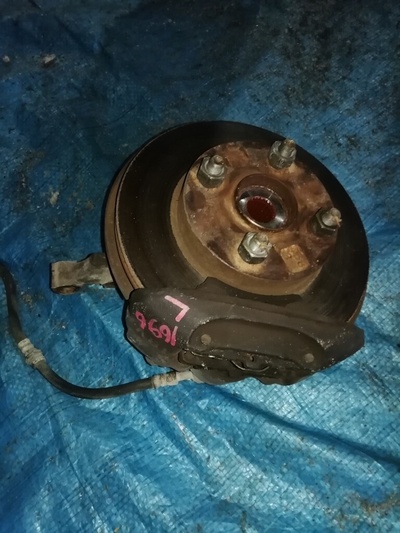 D20133030 ступица MAZDA DEMIO DW3W