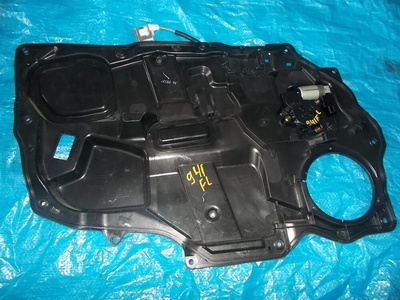 D35159590C стеклоподъемник MAZDA DEMIO DY3W
