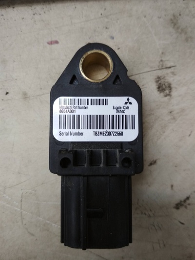 8651a001 Датчик AIR BAG mitsubishi Lancer X (CX,CY) 2007>