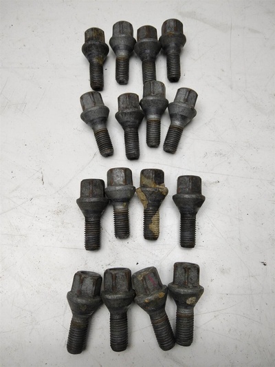 4025400Q0R Болт колесный (комплект) nissan Almera (G15) 2013-2019