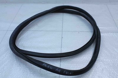 4F0837911 Уплотнитель двери передней (по кузову) Audi A6 C6 Allroad 2006-12