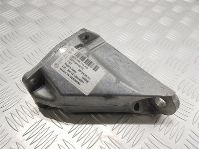 8D0399113AG Кронштейн двигателя Audi A6 C5 2003