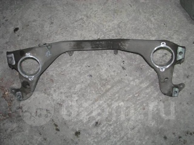 7L0199207A балка поперечная VW Touareg 2002-2010 2003