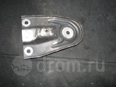 4f0399541c кронштейн балки Audi A6 (C6 4F) 2004-2011 2005