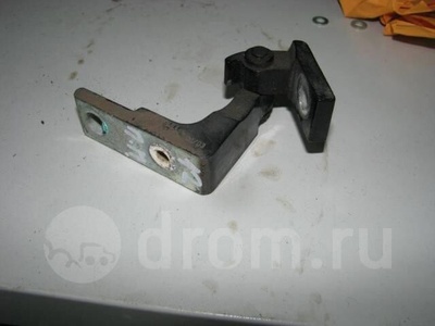 7l0831402 петля двери VW Touareg 2002-2010 2003