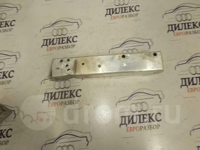 8K0807331A кронштейн усилителя заднего бампера Audi A4 (B8) 2007-2015 2008