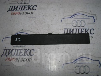 022103935AB накладка декоративная VW Touareg 2002-2010 2005