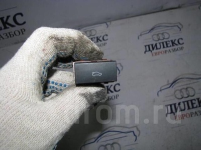 4f0959831 кнопка открывания багажника Audi A6 (C6 4F) 2004-2011 2004