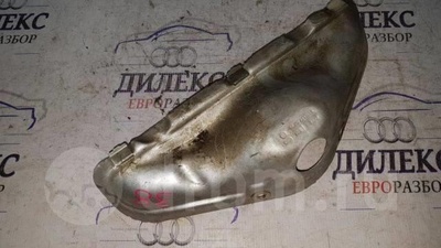 06F253042A экран тепловой VW Jetta 2005-2011 2008