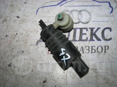 1J6955651 насос омывателя VW Touareg 2002-2010 2006