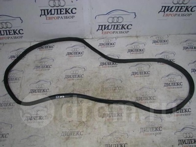 5K6839699B уплотнитель двери VW Golf VI 2009-2012 2011