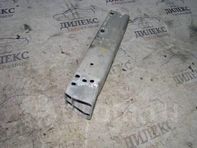 8k0807331e кронштейн усилителя заднего бампера Audi A4 (B8) 2007-2015 2009