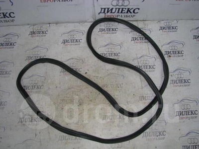 5N0827705A уплотнитель багажника VW Tiguan 2007-2011 2008