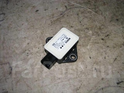 8K0907637C датчик ускорения Audi A4 (B8) 2007-2015 2009