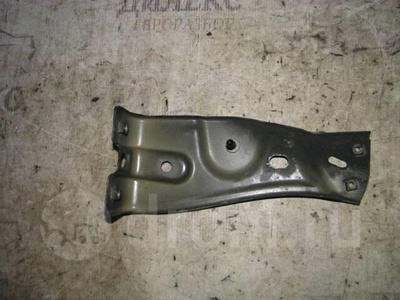 3c0821141 кронштейн крепления крыла VW Passat (B6) 2005-2010 2007