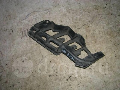 1t0807890c направляющая переднего бампера VW Touran 2003-2010 2008