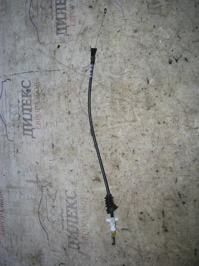 5N0837085B трос открывания двери VW Tiguan 2007-2011 2008