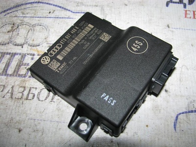 8T0907468K диагностический интерфейс шин данных Audi A4 (B8) 2007-2015 2008