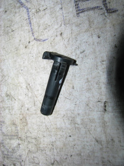 WHT001506A крепеж Audi A4 (B8) 2007-2015 2013
