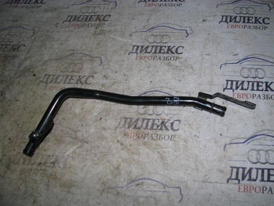 4F0819377B трубка охлажд. жидкости металлическая Audi A6 (C6 4F) 2004-2011 2009