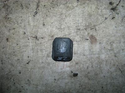 4f0121276 подушка радиатора основного Audi A6 (C6 4F) 2004-2011 2009
