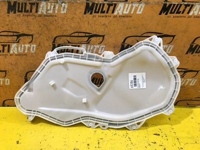 6784233140 Заглушка двери Задн. Toyota Camry 70 2017-2020