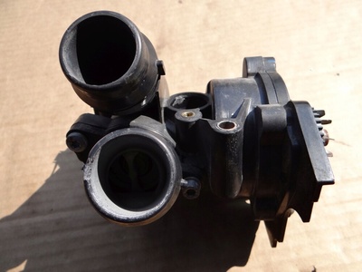 06J121026B насос радиатора audi volkswagen skoda seat