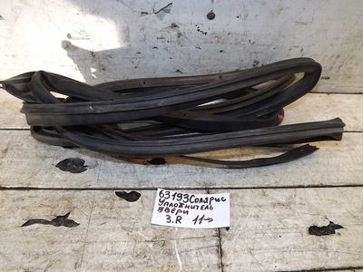 831404L000 Уплотнитель двери задней правой hyundai Solaris (RB) 2010-2017 83140-4L000