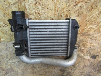 4F0145805E Интеркулер левый Audi A6 4F/C6 2006