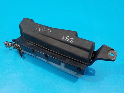8274105030 Блок предохранителей под капотом TOYOTA Avensis (T25) 2003-2008
