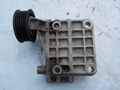 059903143K Кронштейн генератора Audi A6 (C6, 4F) 2005-2011